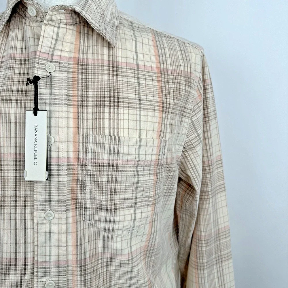 NWT Banana Republic Standard Fit Lightweight Corduroy Shirt MEDIUM‎ Cream Plaid